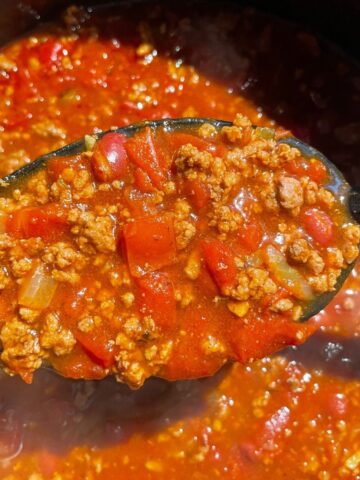pressure cooker chili featured image