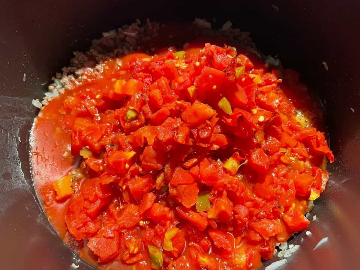 roasted tomatoes and tomato sauce in pressure cooker