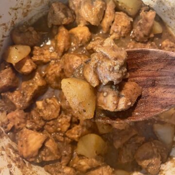 Jamaican curry chicken feature image