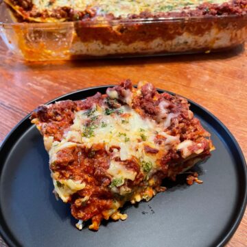 cheesy meat lasagna feature image